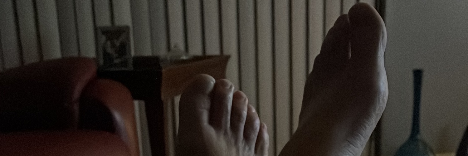 intoittoo3's profile banner image