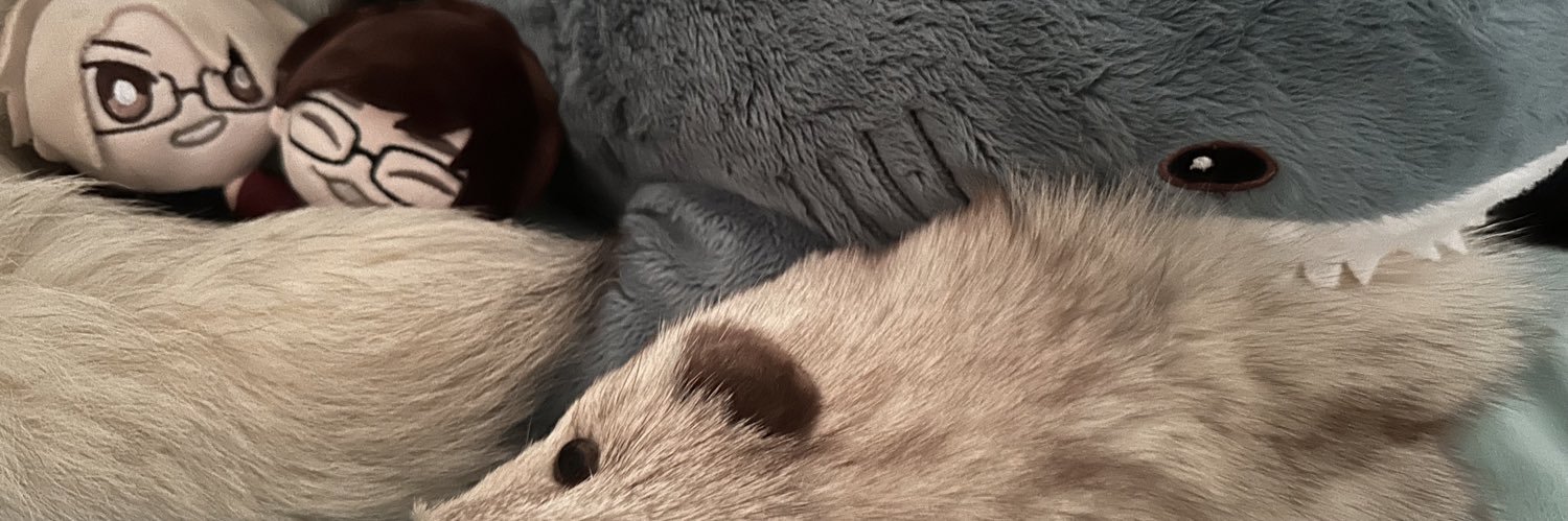 Ais-K🌻🍮 banner