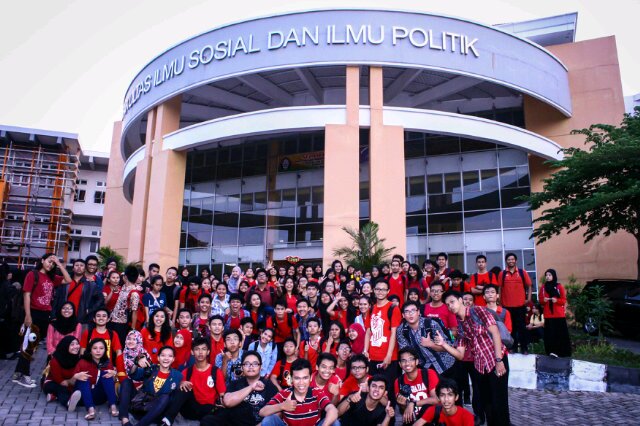 komundip13's profile banner image