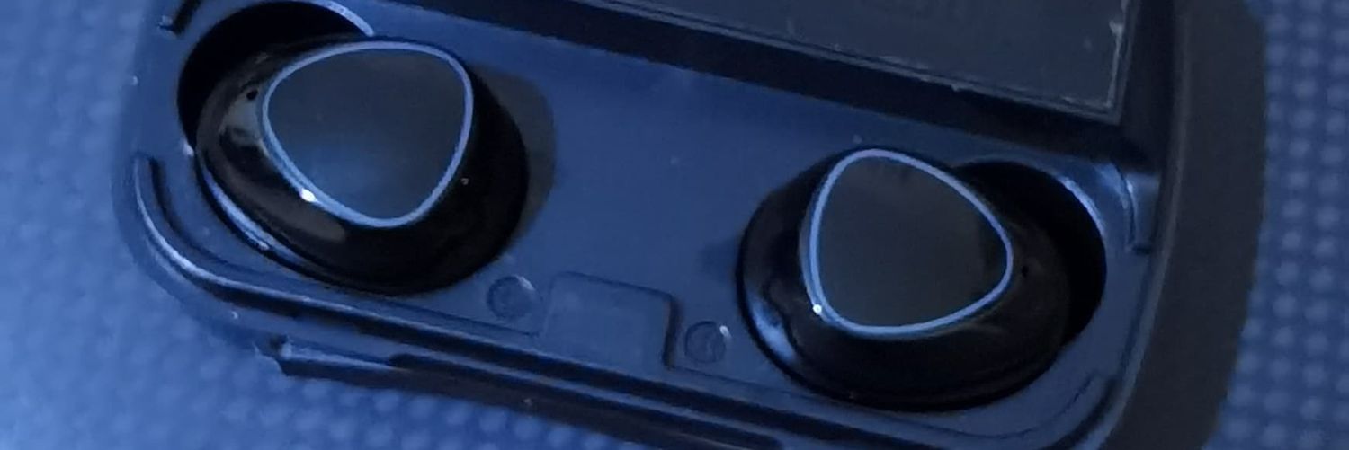 useR009922's profile banner image