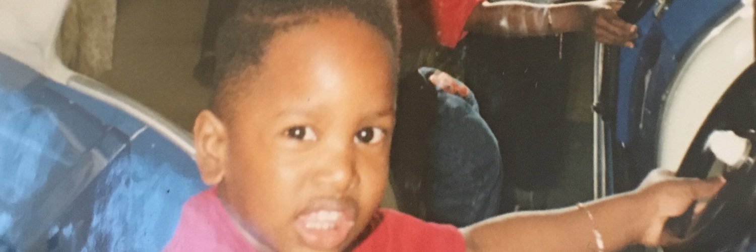 DoniVades's profile banner image