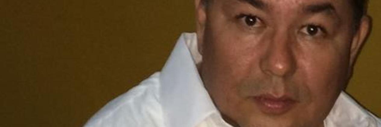 emenito's profile banner image