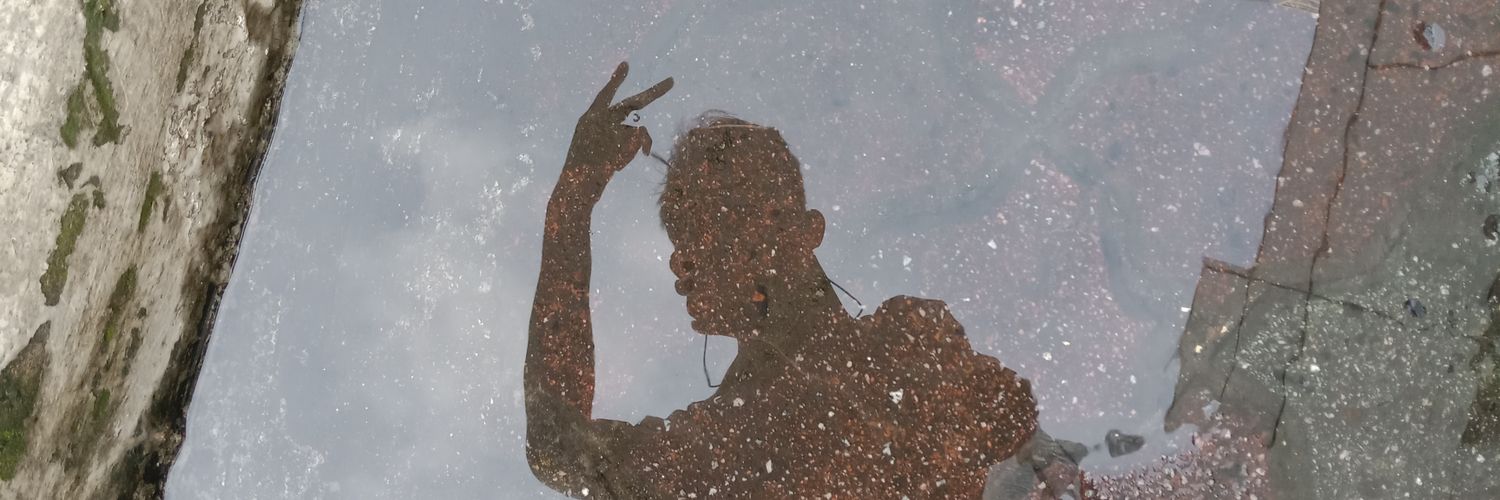 Bayoeee09's profile banner image