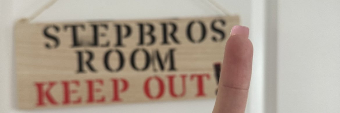 𝑨𝒆𝒓𝒐𝒏𝒛𝒏 banner