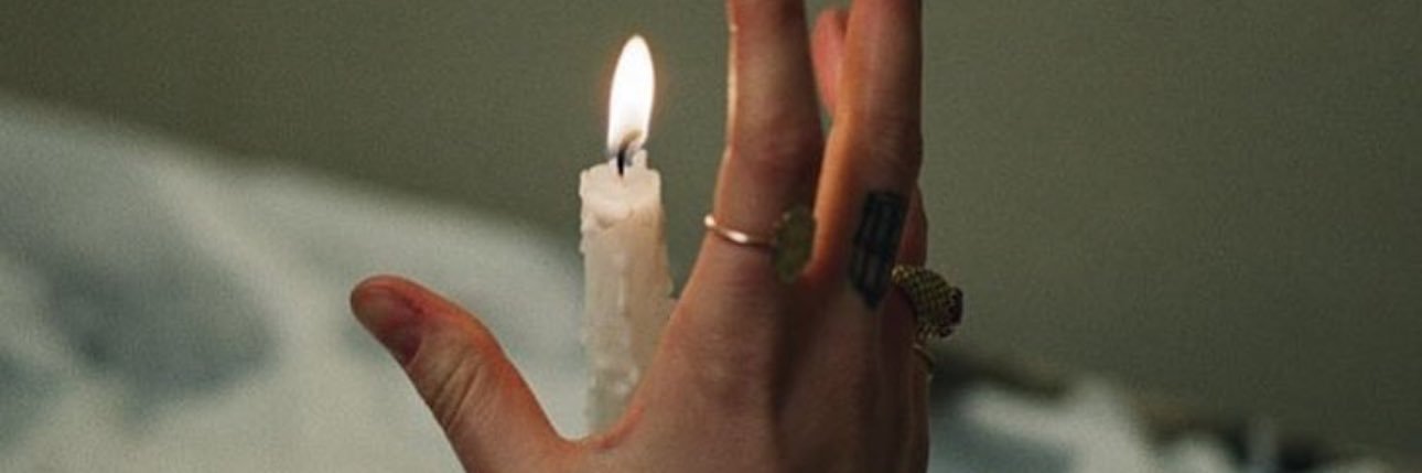 veronica ✨🔮 banner