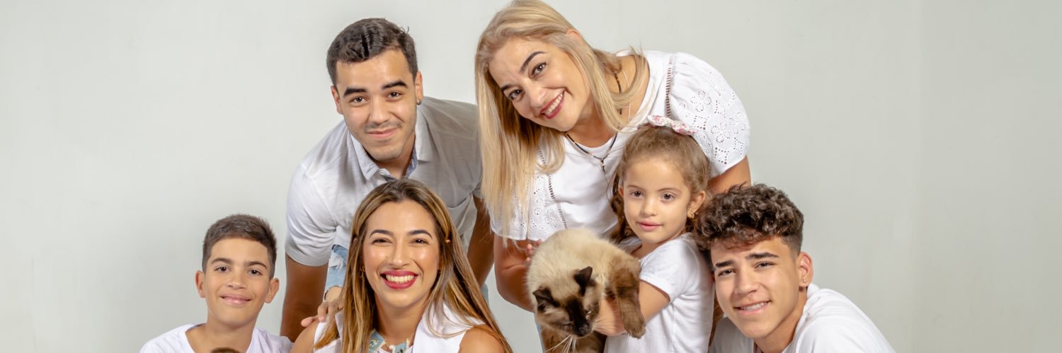 marialecast25's profile banner image