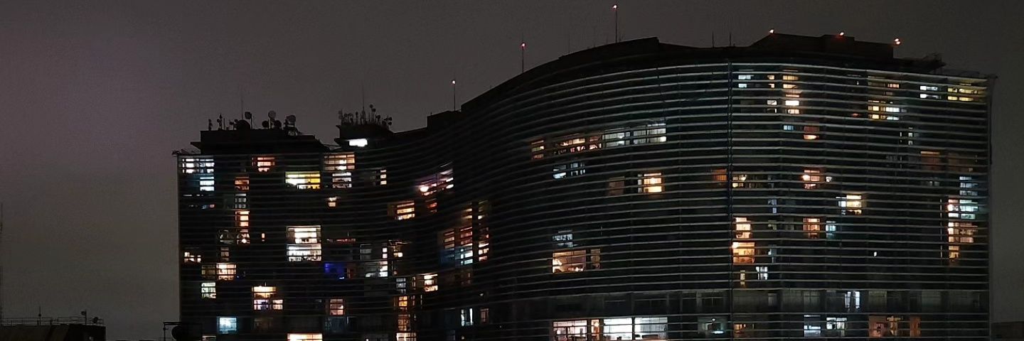robertyortiz's profile banner image