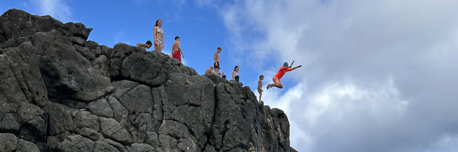 makitohamada's profile banner image
