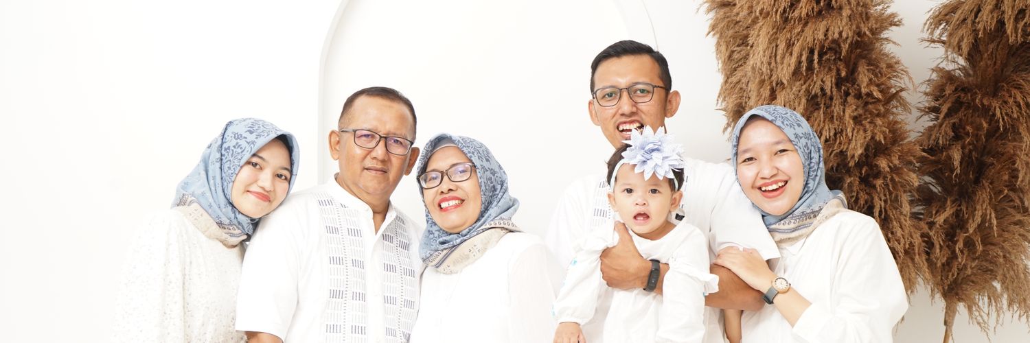 ridwan_valazque's profile banner image