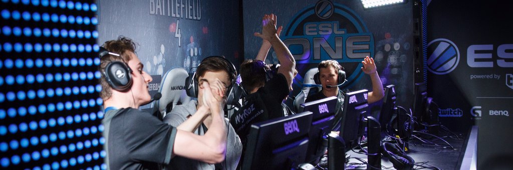 L3XlEEE's profile banner image