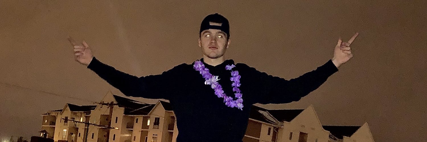 evan_rene's profile banner image