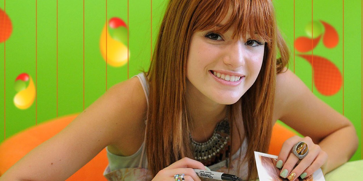 VanessaFinder's profile banner image