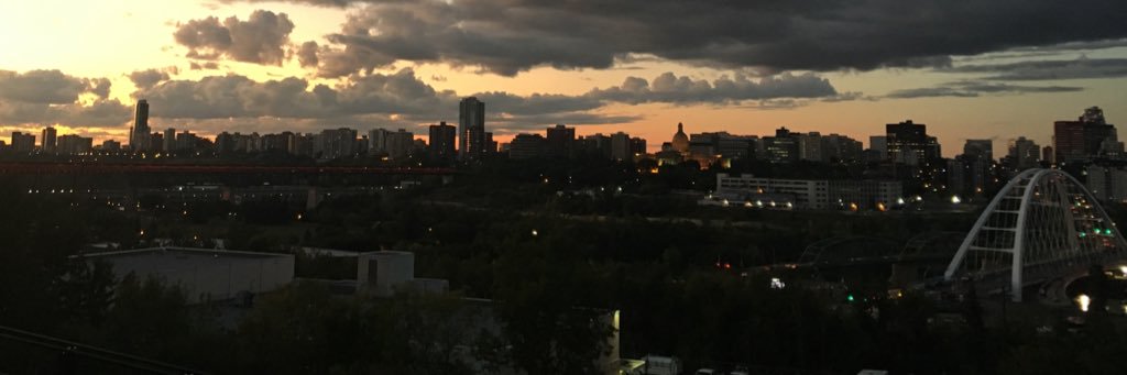 RachelleM31's profile banner image