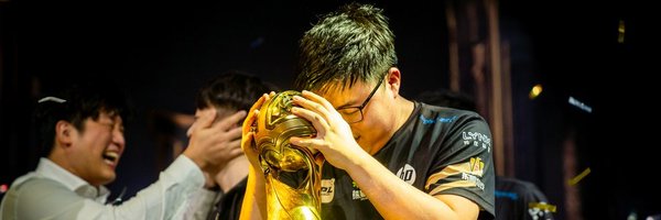 Hyuklol1 Profile Banner