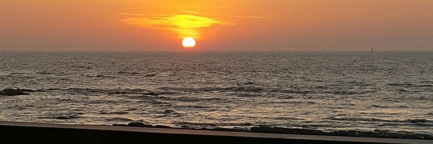 moits04's profile banner image