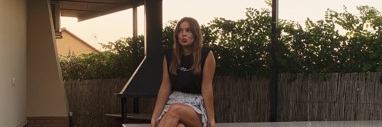 victoriadeca's profile banner image