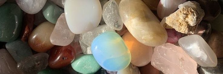 noqvelis's profile banner image