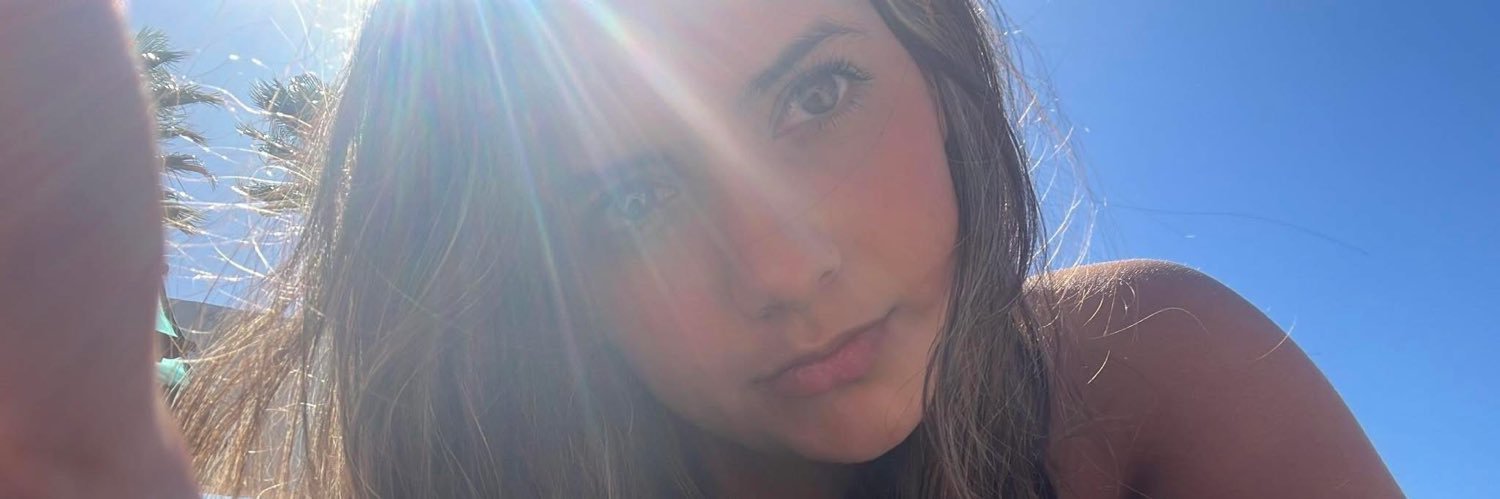 Maria_Anahi123's profile banner image
