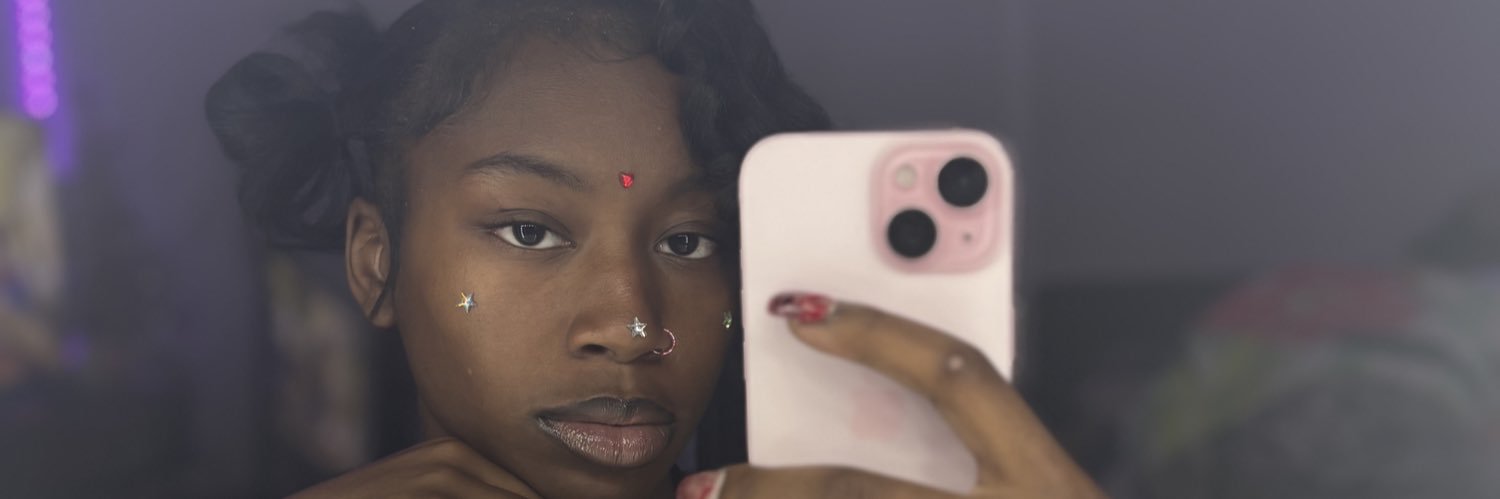 bluntsnbecky's profile banner image