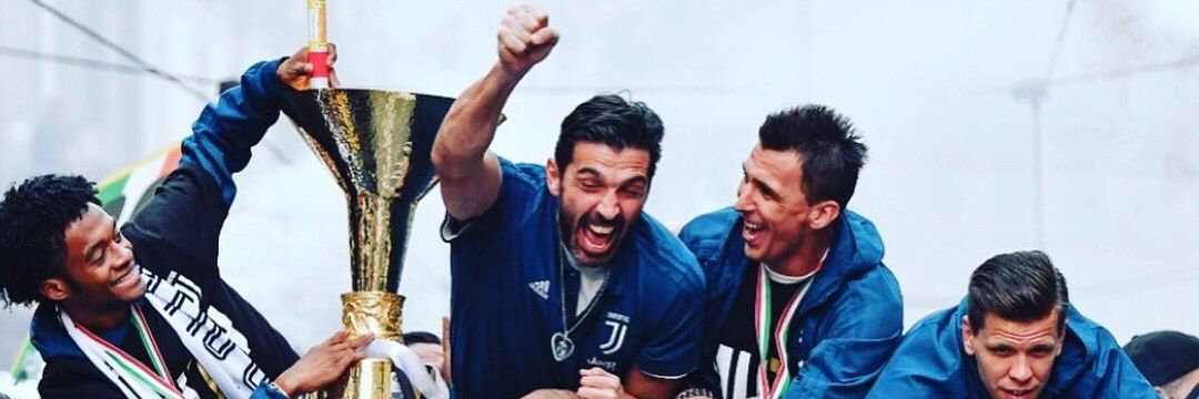 savarii's profile banner image