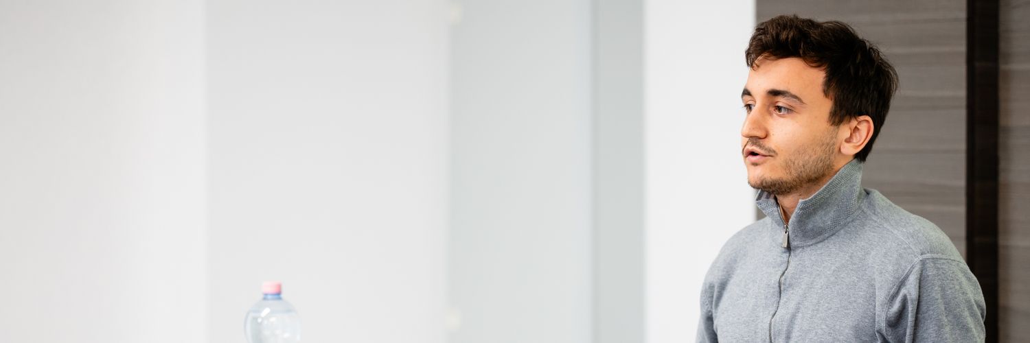 Jacob González Isa's banner