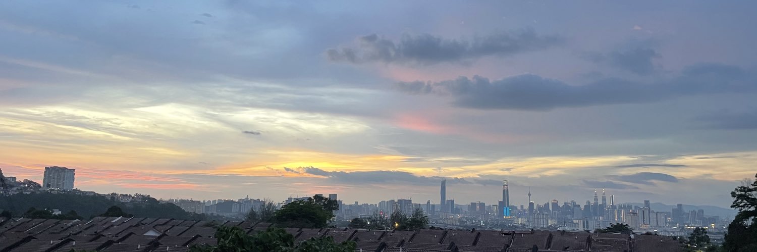 yyquah's profile banner image