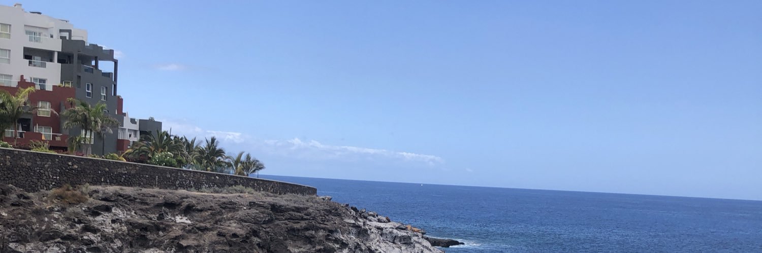 IzzyNoto's profile banner image