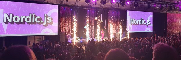 juli_away Profile Banner