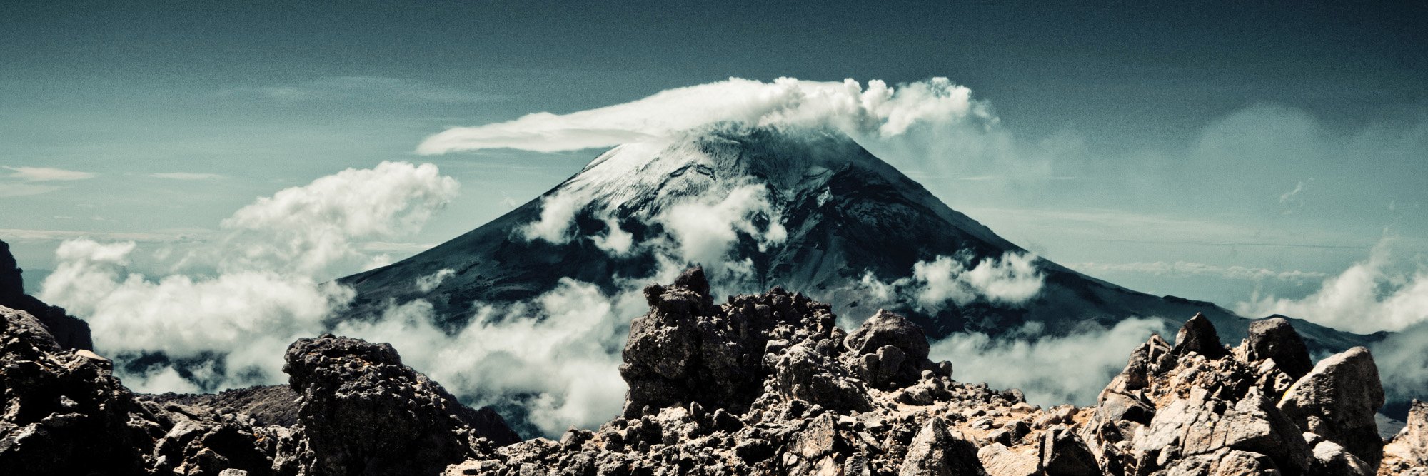 Iram Ortega 👁 banner