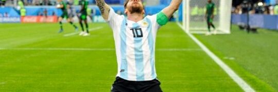 EmiLarrasolo's profile banner image