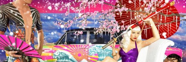 T's banner