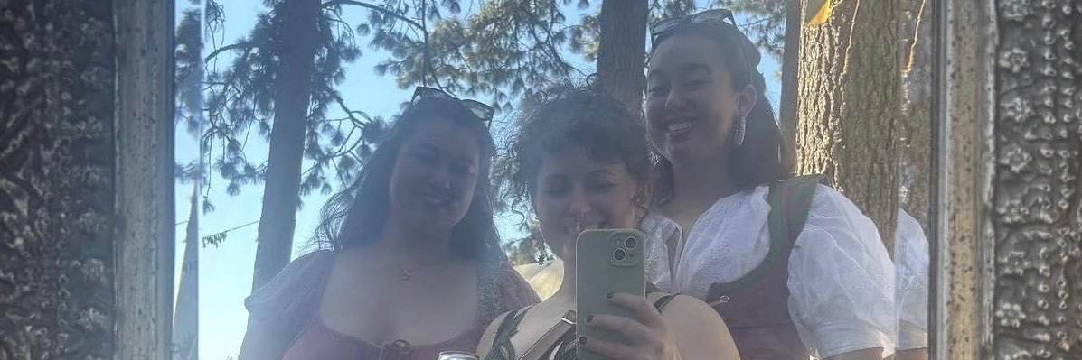 lesley__keller's profile banner image
