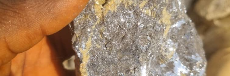 TONY JR✨🤍 banner