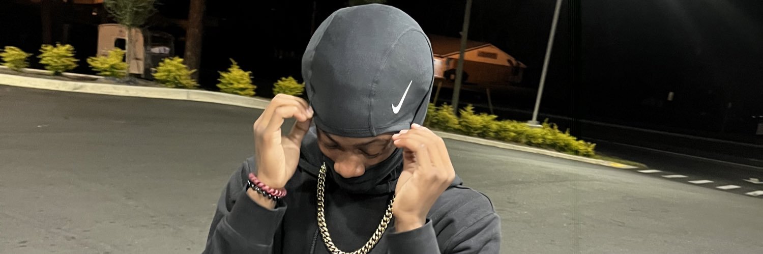 _i0nkare's profile banner image