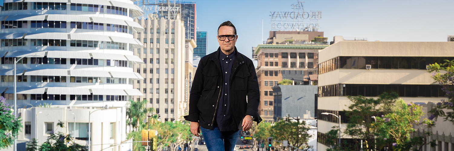 Peter Lorimer banner