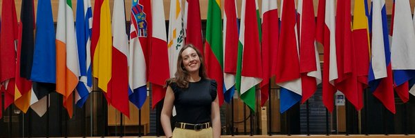 incertis_rachel Profile Banner