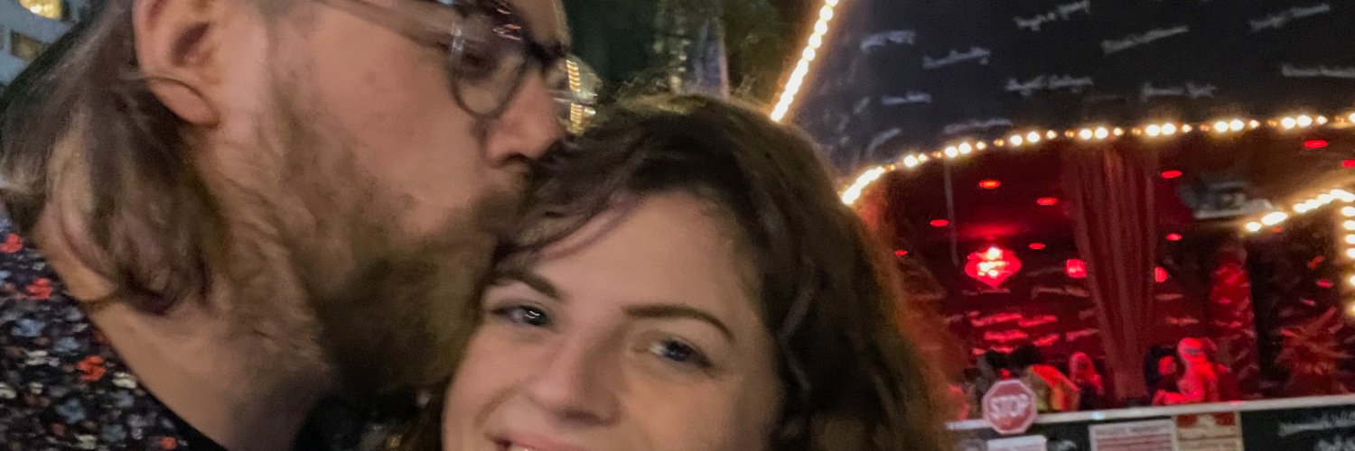 jesselobell's profile banner image