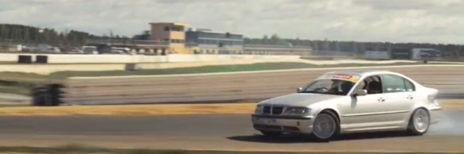 ＢＭＷ Valentine's banner