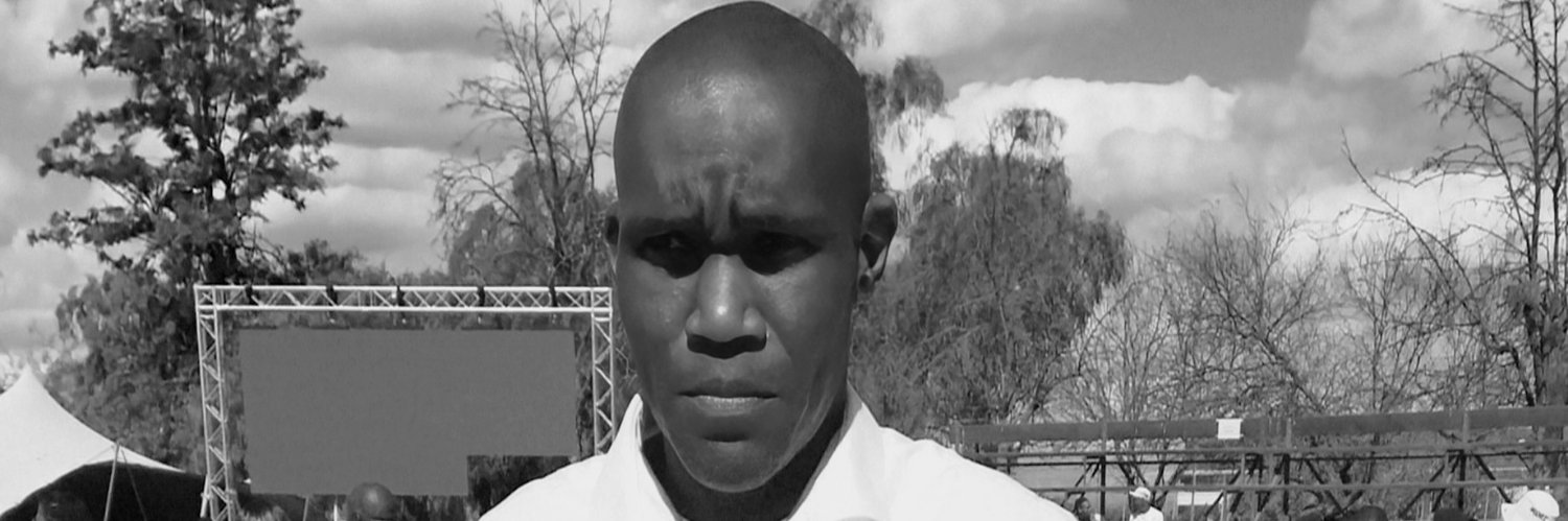 _moremii's profile banner image
