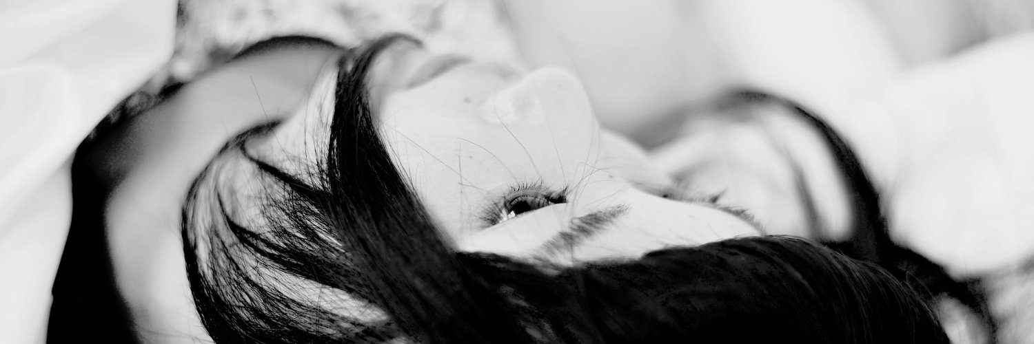 onedaydiary's profile banner image