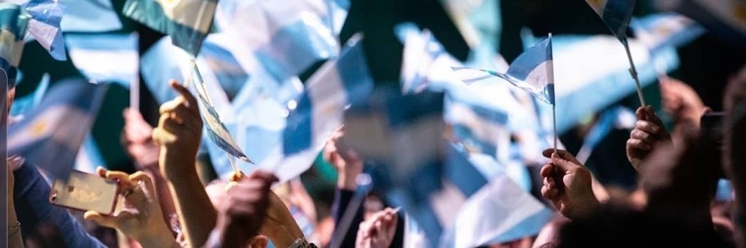 Alejandro Vanoli banner