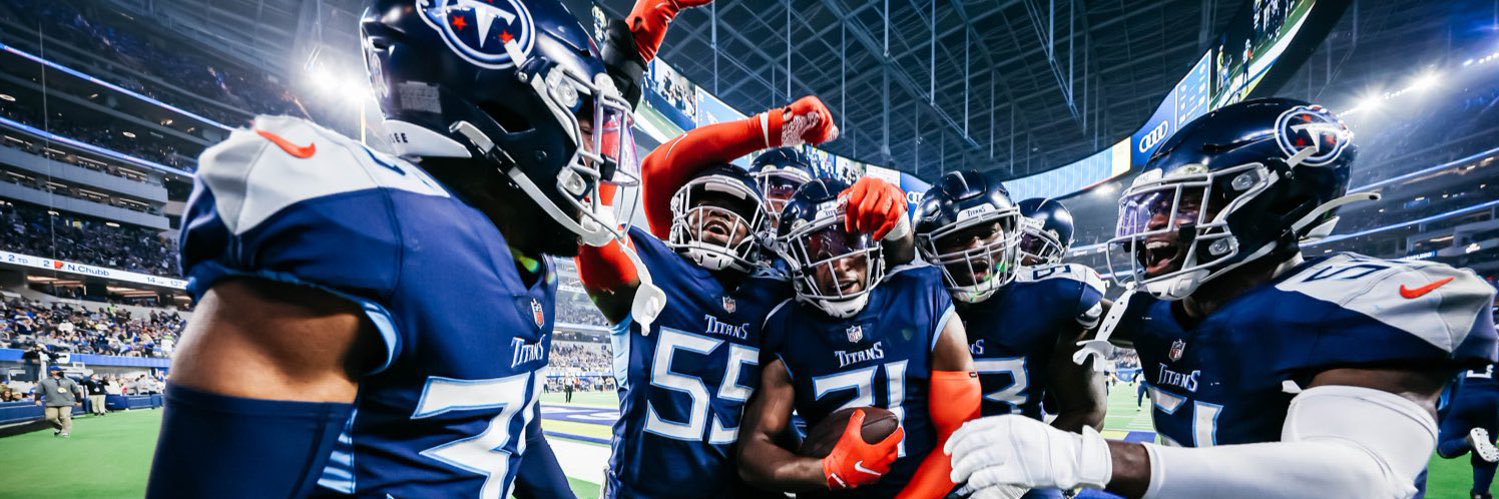 Titans Subtweets banner