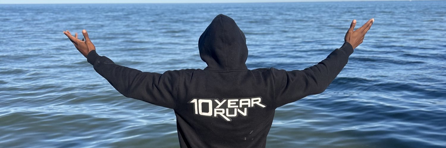 Ýúņğ Ħuçķ🚶🏾‍♂️ banner