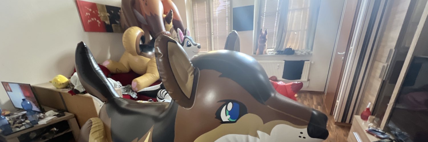 PupsSqueaky's profile banner image