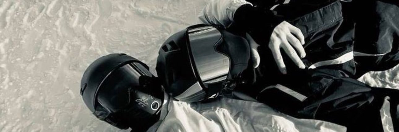 pill_l0's profile banner image
