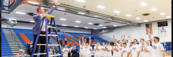 UWPlattMBB Profile Banner
