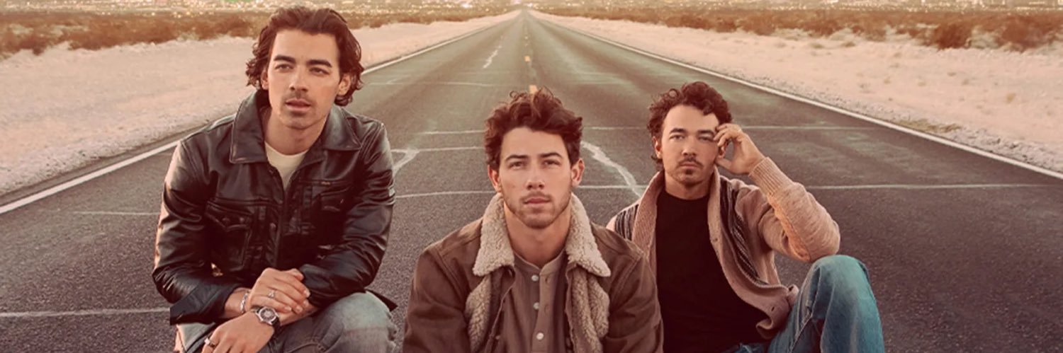 With Love From, Kristin 🍷💔☀️ banner