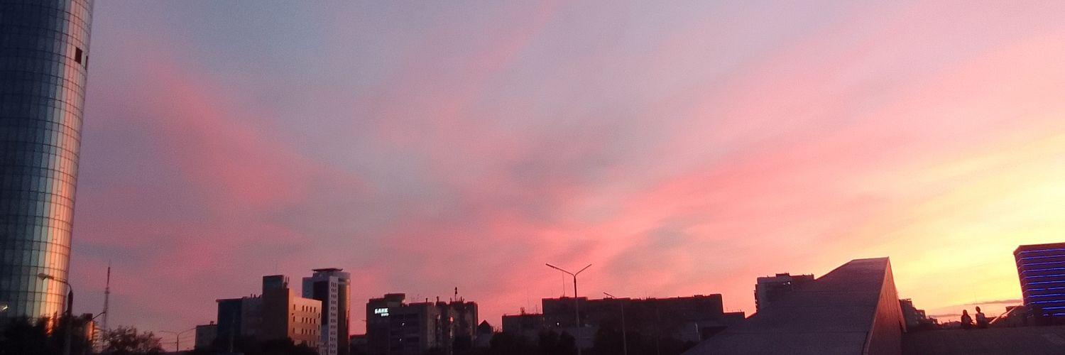 easywhisper's profile banner image