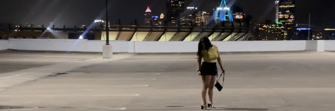 TarynV__'s profile banner image