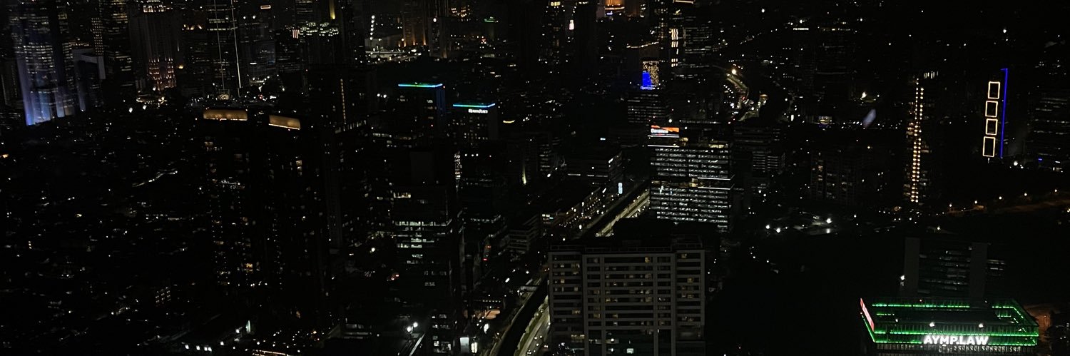 Happytroz's profile banner image